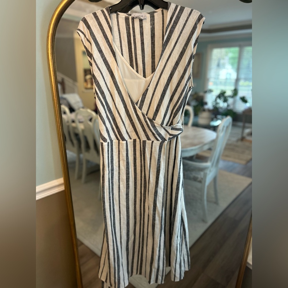 Evereve Striped Linen-Blend Wrap Midi Dress Size S – Neutral Black/White Stripe